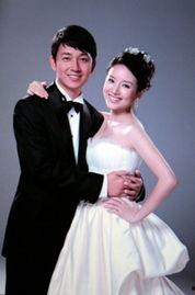 吃瓜娱乐圈模范夫妻婚变,瓜田里的真相与反思